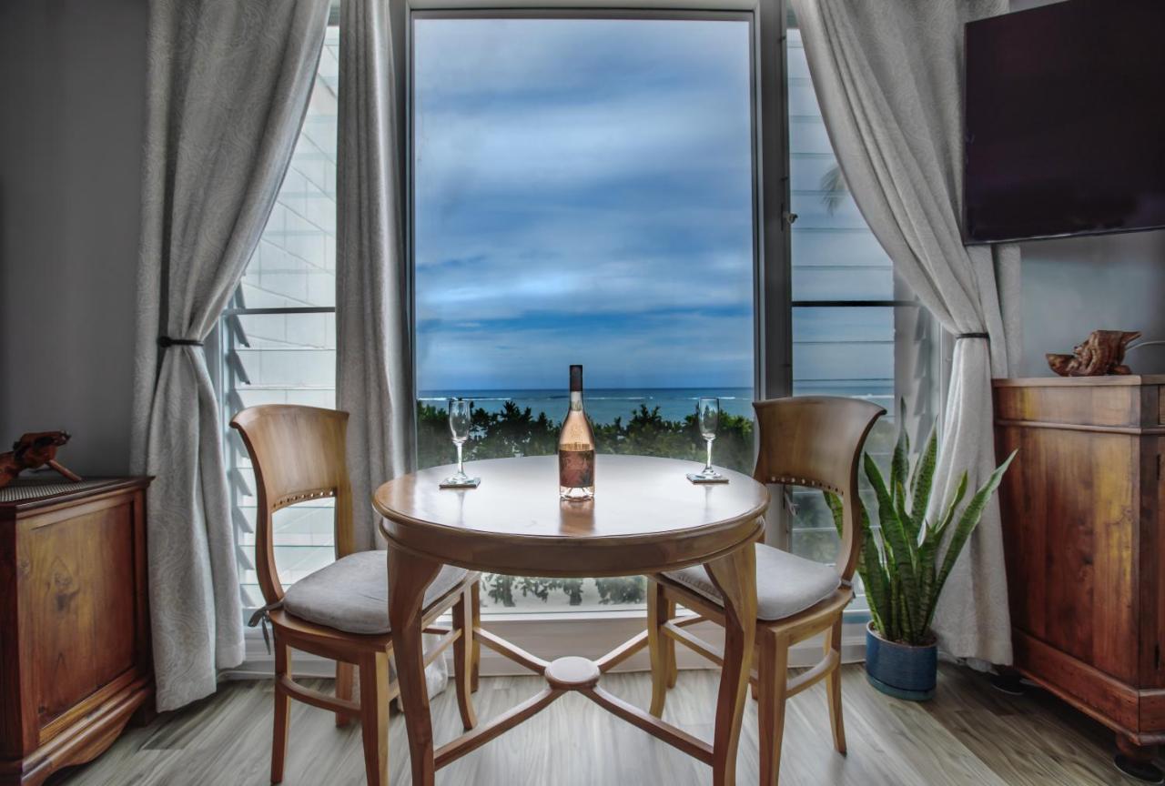 Breezy Beachfront Bali-Style Haven 180 Degree Oceanview Hau'ula Luaran gambar