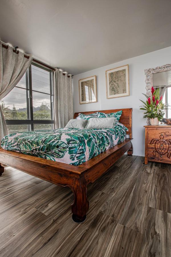 Breezy Beachfront Bali-Style Haven 180 Degree Oceanview Hau'ula Luaran gambar